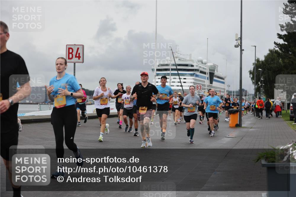 13.09.2026 - Kiel Lauf Andreas Tolksdorf http://msf.ph/oto/10461378 13.09.2026 12:01:52 Kiellinie 4, 257, 8897, 3 meine-sportfotos.de