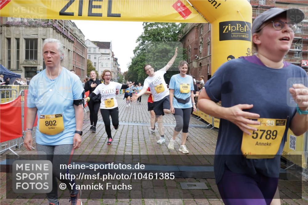 13.09.2026 - Kiel Lauf Yannick Fuchs http://msf.ph/oto/10461385 13.09.2026 09:53:36 Ziel 92, 761, 802, 852, 1417, 1499, 2886, 2948, 2978, 4626, 5789, 5988, 6254, 7185, 7429, 8353, 8502, 10495, 10929, 11073, 12284, 175, 1417, 1718, 2058, 2399, 3205, 4920, 5779, 6180, 7140, 7143, 7226, 7495, 7541, 7552, 8260, 9568, 9707, 10275, 11059, 11312, 12284, 12417, 12468, 12493, 200, 2657, 2691, 2748, 2953, 4144, 4539, 4762, 4803, 5695, 7194, 8041, 8044, 8473, 9057, 9446, 9516, 10535, 11872, 12390, 70, 175, 3205, 3581, 7226, 9707, 12417, 12468 meine-sportfotos.de