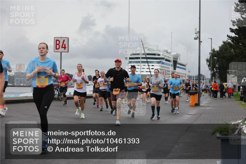 13.09.2026 - Kiel Lauf Andreas Tolksdorf http://msf.ph/oto/10461393 13.09.2026 12:01:52 Kiellinie 4, 38, 3741, 257, 8897, 3, 9192 meine-sportfotos.de