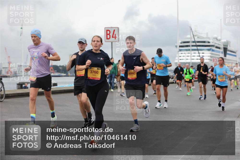 13.09.2026 - Kiel Lauf Andreas Tolksdorf http://msf.ph/oto/10461410 13.09.2026 12:02:05 Kiellinie 4, 38, 3760, 39, 10063, 83 meine-sportfotos.de