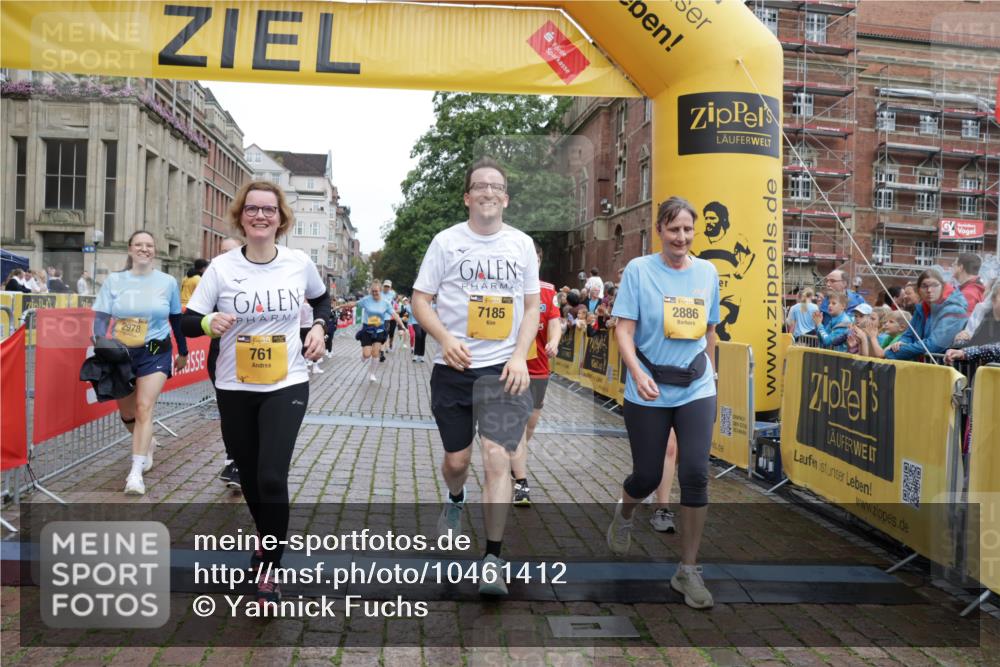 13.09.2026 - Kiel Lauf Yannick Fuchs http://msf.ph/oto/10461412 13.09.2026 09:53:37 Ziel 92, 761, 802, 852, 1499, 2886, 2948, 2978, 4626, 5789, 5988, 6254, 7185, 7429, 8353, 8502, 10495, 10929, 11073, 175, 1417, 1499, 1718, 2058, 2399, 4920, 5779, 6180, 7140, 7143, 7226, 7495, 7541, 7552, 8260, 8353, 9568, 9707, 10275, 11059, 11312, 12284, 12493, 200, 2657, 2691, 2748, 2953, 4144, 4539, 4762, 4803, 4988, 5695, 7194, 8041, 8044, 8473, 9057, 9446, 9516, 10535, 11872, 12390, 70, 175, 3205, 3581, 7226, 9707, 12417, 12468 meine-sportfotos.de