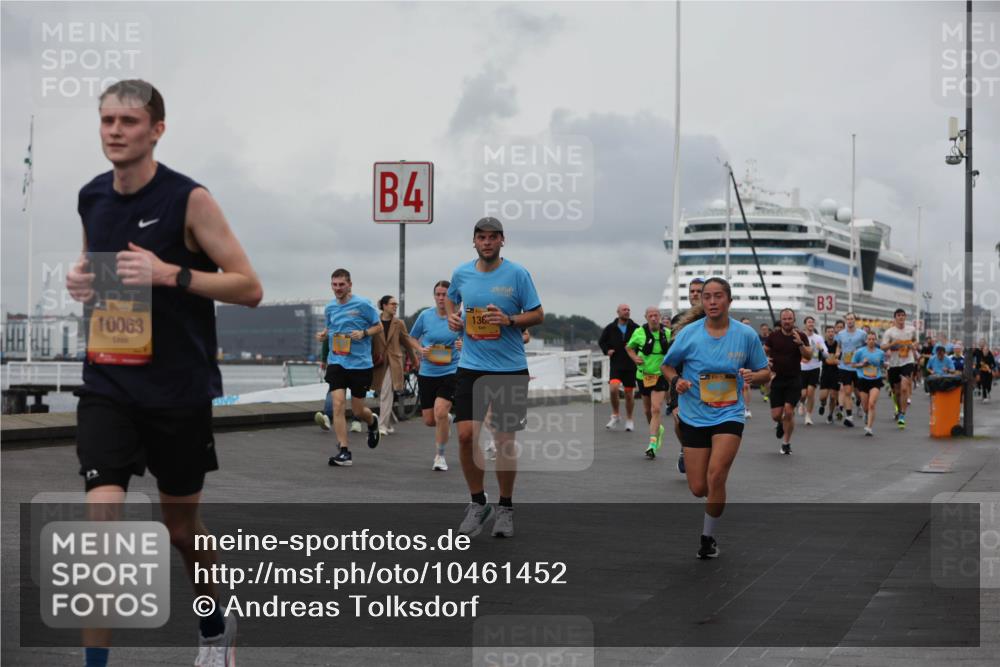 13.09.2026 - Kiel Lauf Andreas Tolksdorf http://msf.ph/oto/10461452 13.09.2026 12:02:06 Kiellinie 10063, 4, 136, 3 meine-sportfotos.de