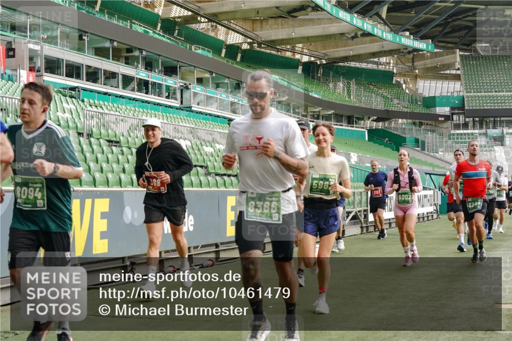 13.09.2026 - 21. swb-Marathon Bremen Michael Burmester http://msf.ph/oto/10461479 13.09.2026 12:55:13 Laufen im Stadion 161, 189, 201, 205, 385, 388, 411, 461, 465, 472, 481, 495, 655, 666, 816, 827, 854, 913, 1053, 1058, 1076, 1197, 1390, 1419, 1468, 1537, 1551, 1599, 1631, 1645, 1658, 1750, 2055, 2122, 2125, 2234, 2251, 2260, 2319, 2383, 2390, 2474, 2499, 2604, 2623, 2701, 2733, 2801, 2824, 2870, 2882, 2913, 2922, 2962, 2971, 3012, 3054, 3057, 3134, 3175, 3192, 3206, 3241, 3246, 3346, 3356, 3357, 3413, 3508, 3706, 3716, 3836, 4135, 4137, 4413, 4479, 4733, 5277, 5430, 5530, 6106, 2498, 3085 meine-sportfotos.de