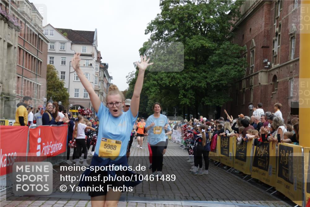 13.09.2026 - Kiel Lauf Yannick Fuchs http://msf.ph/oto/10461489 13.09.2026 09:53:39 Ziel 92, 761, 802, 852, 2657, 2691, 2886, 2948, 2978, 4144, 4626, 5789, 5988, 6254, 7185, 7429, 8502, 10929, 12390, 802, 1417, 1499, 1718, 2058, 2399, 4920, 5779, 5789, 6180, 7140, 7143, 7495, 7541, 7552, 8260, 8353, 9568, 10275, 10495, 11059, 11073, 11312, 12284, 12493, 200, 2748, 2953, 4539, 4762, 4803, 4988, 5695, 7194, 8041, 8044, 8473, 9057, 9446, 9516, 10535, 11100, 11872, 70, 175, 2399, 3205, 3581, 7226, 9707, 12417, 12468 meine-sportfotos.de