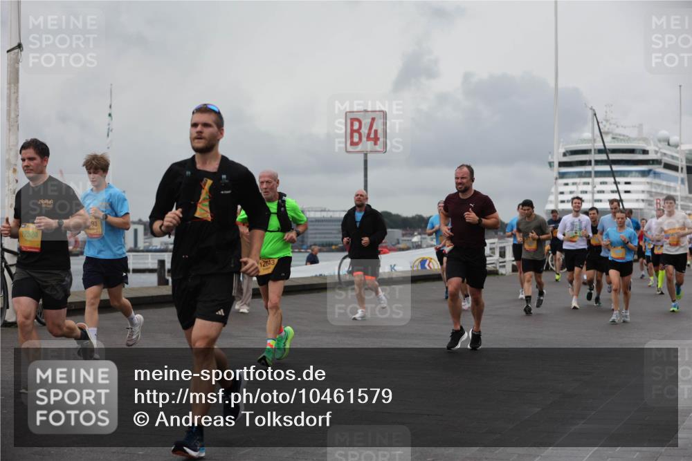 13.09.2026 - Kiel Lauf Andreas Tolksdorf http://msf.ph/oto/10461579 13.09.2026 12:02:11 Kiellinie 12524, 93, 12643, 4 meine-sportfotos.de