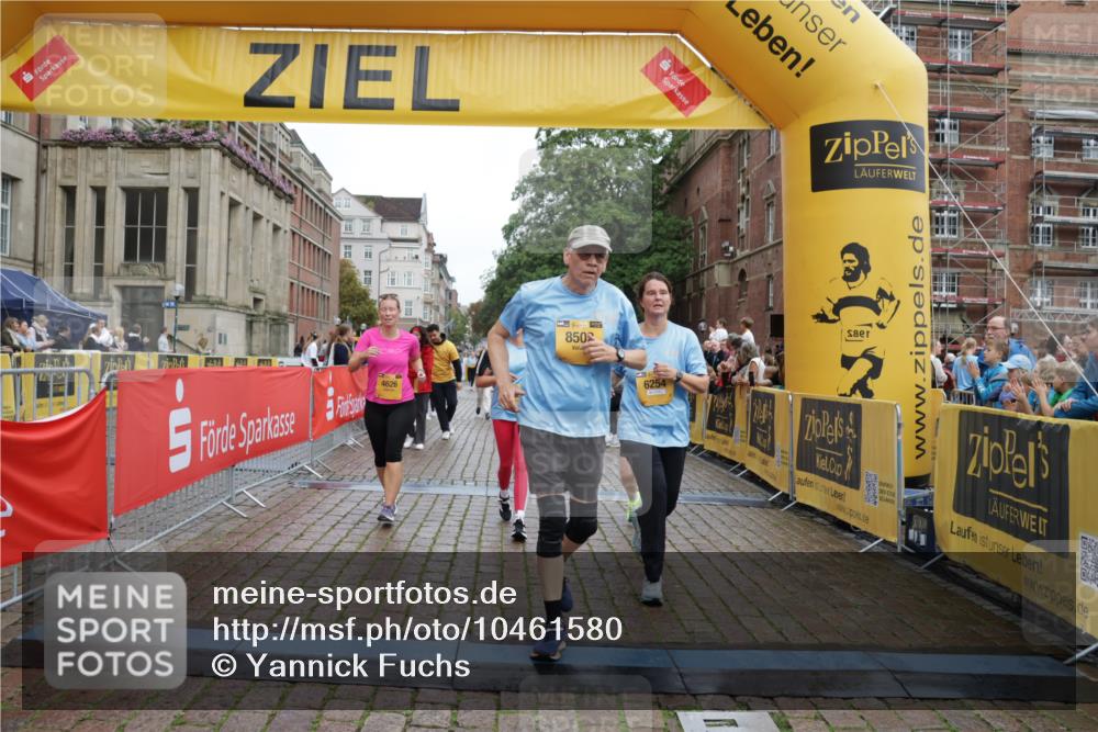 13.09.2026 - Kiel Lauf Yannick Fuchs http://msf.ph/oto/10461580 13.09.2026 09:53:43 Ziel 92, 852, 2657, 2691, 2748, 4144, 4626, 5988, 6254, 8502, 11872, 12390, 761, 802, 1417, 1499, 1718, 2058, 2886, 2948, 2978, 4920, 5779, 5789, 6180, 7140, 7143, 7185, 7429, 7495, 7541, 7552, 8260, 8353, 9568, 10275, 10495, 10929, 11059, 11073, 11312, 12284, 12493, 200, 2953, 4539, 4762, 4803, 4988, 5670, 5695, 7194, 8041, 8044, 8473, 9057, 9446, 9516, 10535, 11100, 175, 2399, 3205, 7140, 7226, 7495, 9707, 10275, 12417, 12468 meine-sportfotos.de