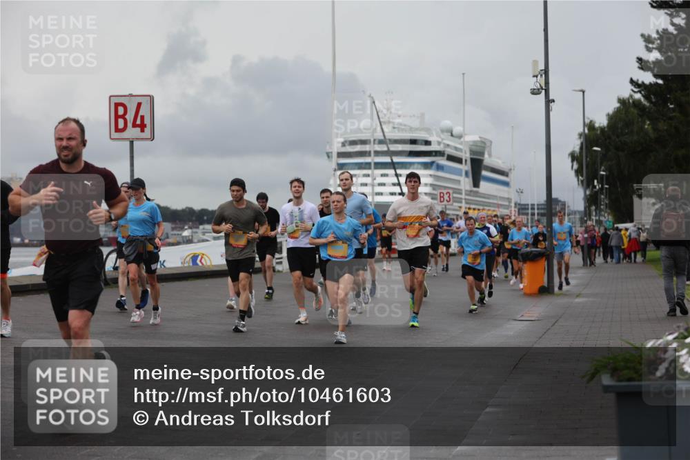 13.09.2026 - Kiel Lauf Andreas Tolksdorf http://msf.ph/oto/10461603 13.09.2026 12:02:13 Kiellinie 3 meine-sportfotos.de