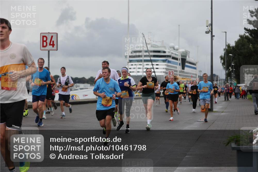 13.09.2026 - Kiel Lauf Andreas Tolksdorf http://msf.ph/oto/10461798 13.09.2026 12:02:18 Kiellinie 1, 4, 593, 88, 3 meine-sportfotos.de
