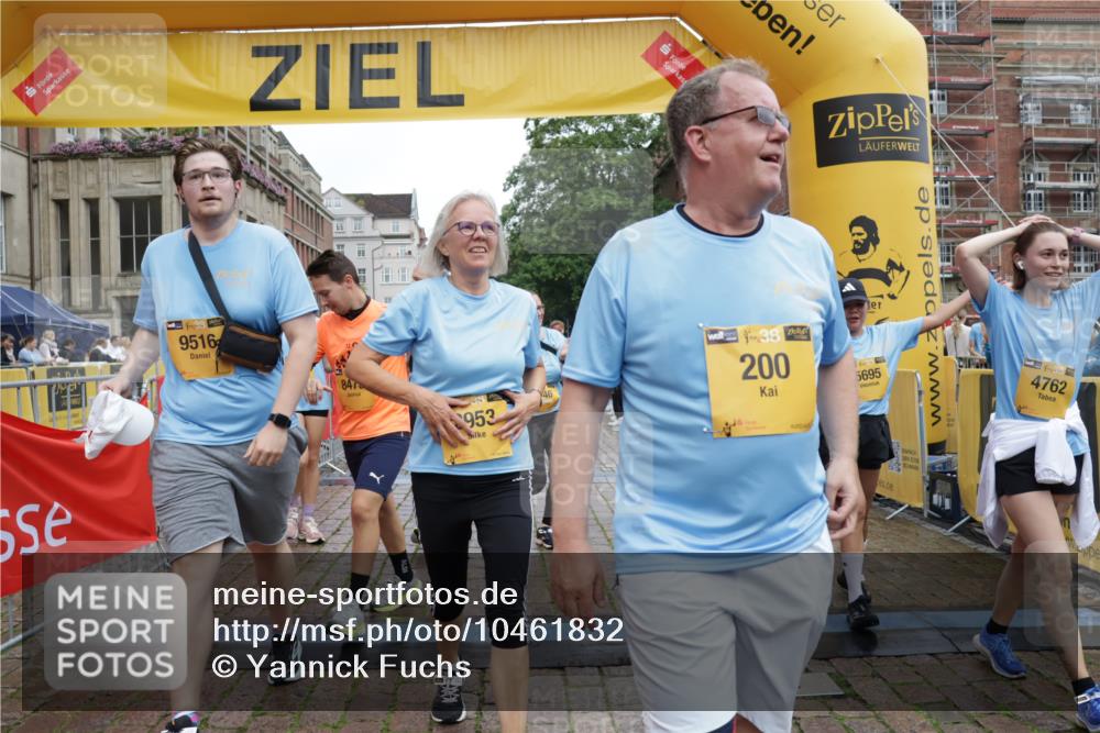 13.09.2026 - Kiel Lauf Yannick Fuchs http://msf.ph/oto/10461832 13.09.2026 09:53:59 Ziel 200, 2953, 3703, 4277, 4539, 4762, 4803, 4988, 5670, 5695, 7194, 7458, 8041, 8044, 8473, 9057, 9446, 9516, 10535, 11100, 92, 761, 802, 852, 1417, 1499, 2657, 2691, 2748, 2886, 2948, 2978, 4144, 4626, 5779, 5789, 5988, 6180, 6254, 7185, 7429, 7541, 7552, 8353, 8502, 10495, 10929, 11059, 11073, 11872, 12284, 12390, 2815, 2865, 3148, 3283, 3702, 4263, 6327, 6986, 7127, 8325, 9587, 10261, 10424, 10434, 1417, 1499, 1718, 2058, 4920, 5779, 6180, 7143, 7541, 7552, 8260 meine-sportfotos.de