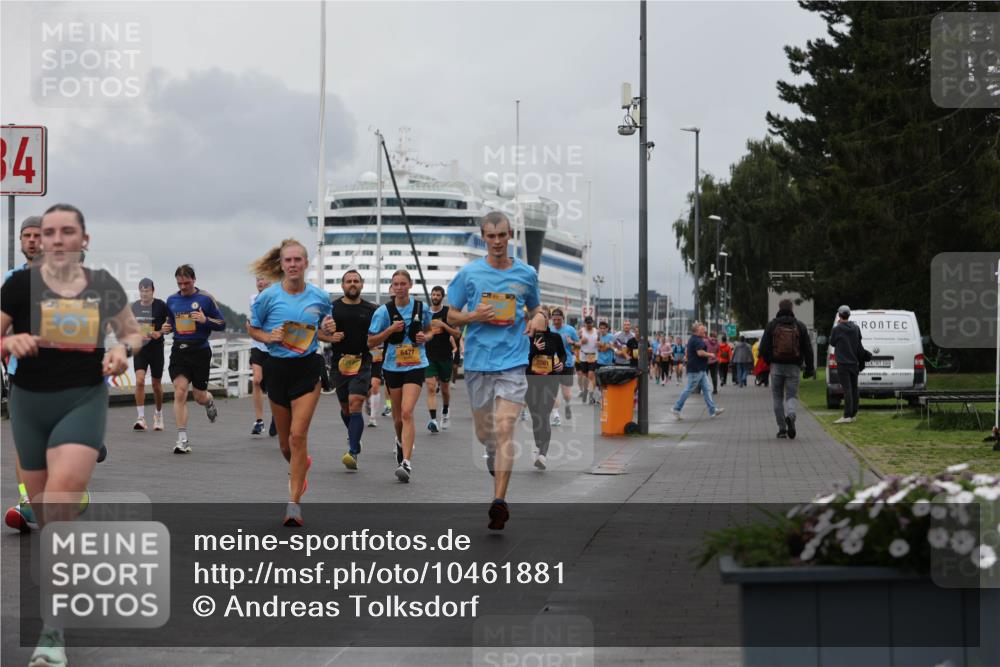 13.09.2026 - Kiel Lauf Andreas Tolksdorf http://msf.ph/oto/10461881 13.09.2026 12:02:21 Kiellinie 34, 6477, 33, 00 meine-sportfotos.de