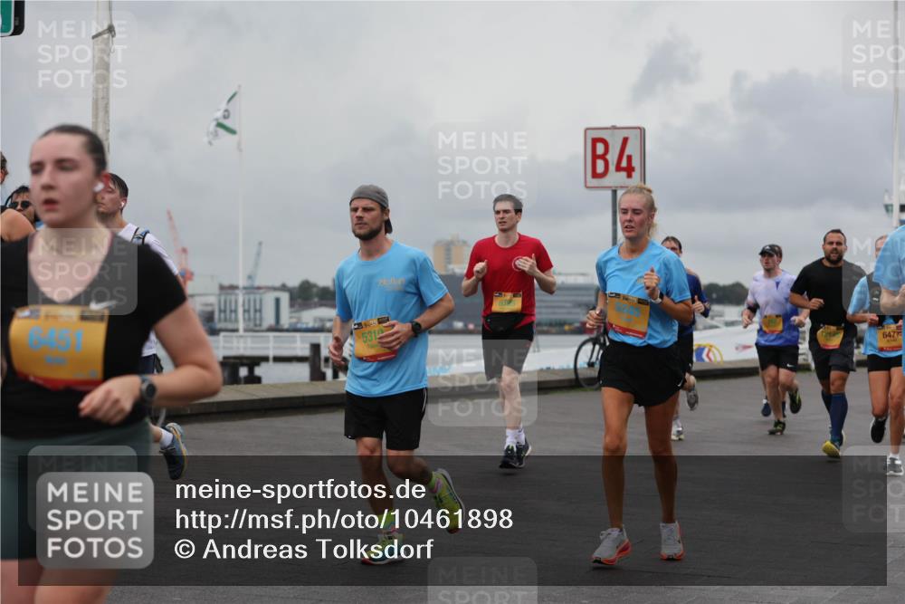 13.09.2026 - Kiel Lauf Andreas Tolksdorf http://msf.ph/oto/10461898 13.09.2026 12:02:22 Kiellinie 5310, 8325, 4, 12145, 6477 meine-sportfotos.de