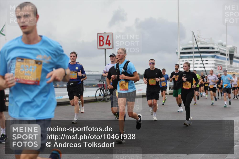 13.09.2026 - Kiel Lauf Andreas Tolksdorf http://msf.ph/oto/10461938 13.09.2026 12:02:24 Kiellinie 4, 6477, 1509, 8861, 3 meine-sportfotos.de
