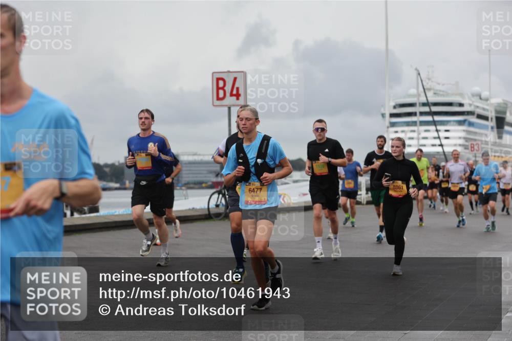 13.09.2026 - Kiel Lauf Andreas Tolksdorf http://msf.ph/oto/10461943 13.09.2026 12:02:24 Kiellinie 4, 6477, 1509, 8861, 3 meine-sportfotos.de