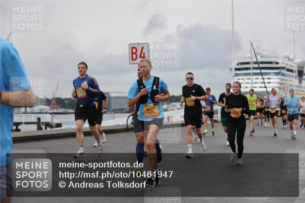 13.09.2026 - Kiel Lauf Andreas Tolksdorf http://msf.ph/oto/10461947 13.09.2026 12:02:24 Kiellinie 4, 391, 6477, 1505, 8861, 3 meine-sportfotos.de