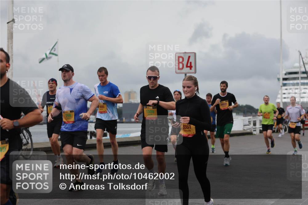 13.09.2026 - Kiel Lauf Andreas Tolksdorf http://msf.ph/oto/10462002 13.09.2026 12:02:26 Kiellinie 39, 768, 485, 39, 1509, 4, 8861, 8928 meine-sportfotos.de