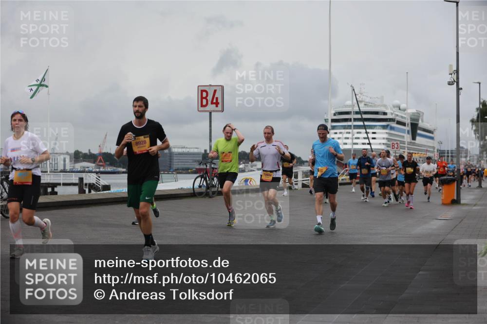 13.09.2026 - Kiel Lauf Andreas Tolksdorf http://msf.ph/oto/10462065 13.09.2026 12:02:29 Kiellinie 8928, 4, 11557, 3 meine-sportfotos.de