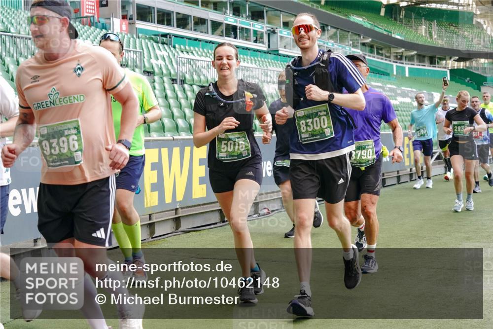 13.09.2026 - 21. swb-Marathon Bremen Michael Burmester http://msf.ph/oto/10462148 13.09.2026 13:12:28 Laufen im Stadion 118, 183, 265, 278, 349, 514, 576, 695, 702, 703, 843, 933, 1005, 1113, 1143, 1226, 1286, 1334, 1435, 1641, 1849, 1851, 1936, 1952, 1991, 2005, 2248, 2264, 2281, 2299, 2330, 2336, 2353, 2375, 2377, 2398, 2426, 2439, 2461, 2478, 2505, 2659, 2665, 2669, 2673, 2684, 2765, 2773, 2792, 2804, 2815, 2822, 2836, 2850, 2860, 2884, 2895, 2907, 2921, 2963, 2966, 2975, 2976, 3027, 3079, 3082, 3143, 3155, 3159, 3253, 3293, 3308, 3313, 3328, 3349, 3352, 3434, 3549, 551 meine-sportfotos.de