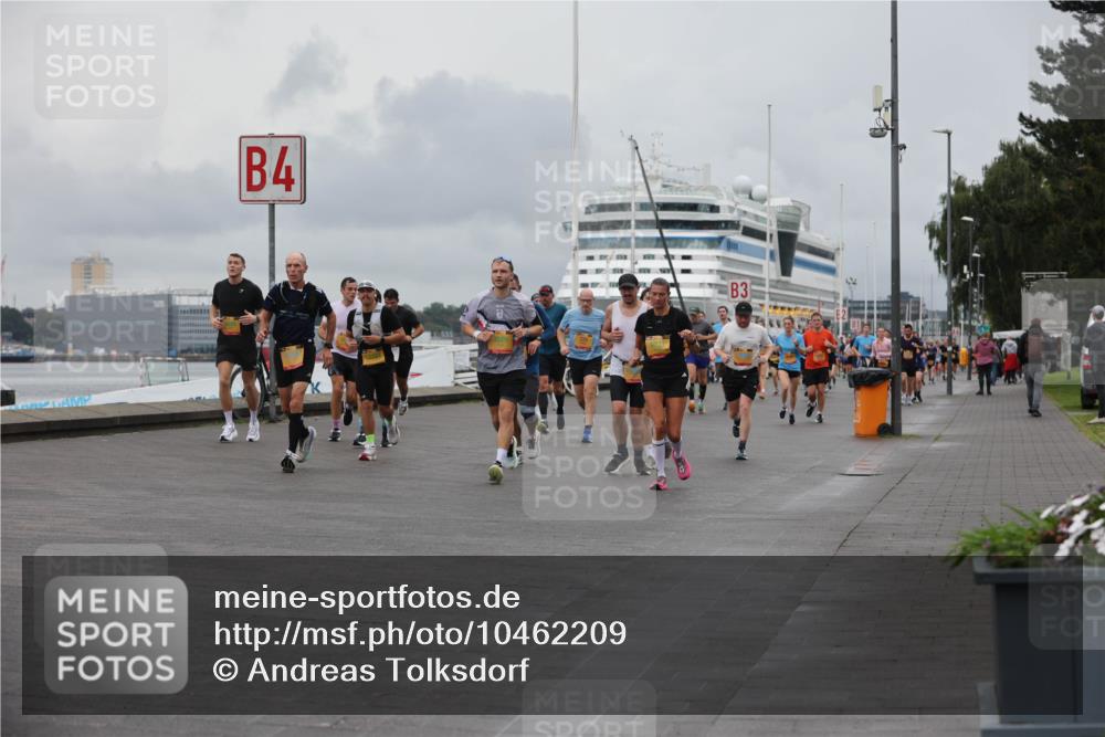 13.09.2026 - Kiel Lauf Andreas Tolksdorf http://msf.ph/oto/10462209 13.09.2026 12:02:33 Kiellinie 4, 3 meine-sportfotos.de