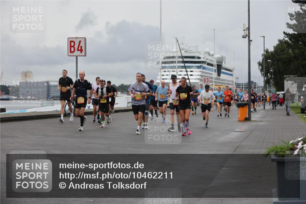 13.09.2026 - Kiel Lauf Andreas Tolksdorf http://msf.ph/oto/10462211 13.09.2026 12:02:33 Kiellinie 4, 3 meine-sportfotos.de
