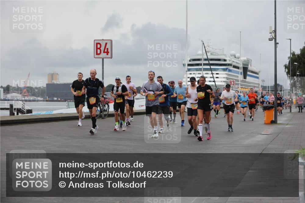 13.09.2026 - Kiel Lauf Andreas Tolksdorf http://msf.ph/oto/10462239 13.09.2026 12:02:33 Kiellinie 4, 3 meine-sportfotos.de