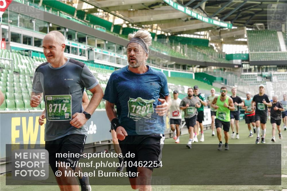 13.09.2026 - 21. swb-Marathon Bremen Michael Burmester http://msf.ph/oto/10462254 13.09.2026 12:55:28 Laufen im Stadion 161, 189, 201, 205, 307, 385, 388, 411, 461, 465, 481, 495, 655, 666, 854, 913, 926, 1053, 1058, 1197, 1390, 1537, 1599, 1631, 1645, 1658, 1750, 2122, 2125, 2234, 2251, 2260, 2319, 2383, 2390, 2474, 2535, 2604, 2701, 2733, 2801, 2824, 2870, 2913, 2922, 2948, 2962, 3012, 3054, 3057, 3119, 3134, 3175, 3192, 3206, 3241, 3246, 3290, 3346, 3348, 3356, 3357, 3411, 3508, 3706, 3716, 3836, 4135, 4137, 4171, 4413, 4455, 4479, 4733, 5277, 5430, 5530, 6106, 2498, 3085 meine-sportfotos.de