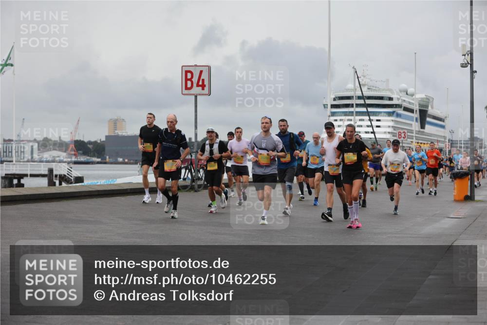 13.09.2026 - Kiel Lauf Andreas Tolksdorf http://msf.ph/oto/10462255 13.09.2026 12:02:33 Kiellinie 4, 3 meine-sportfotos.de
