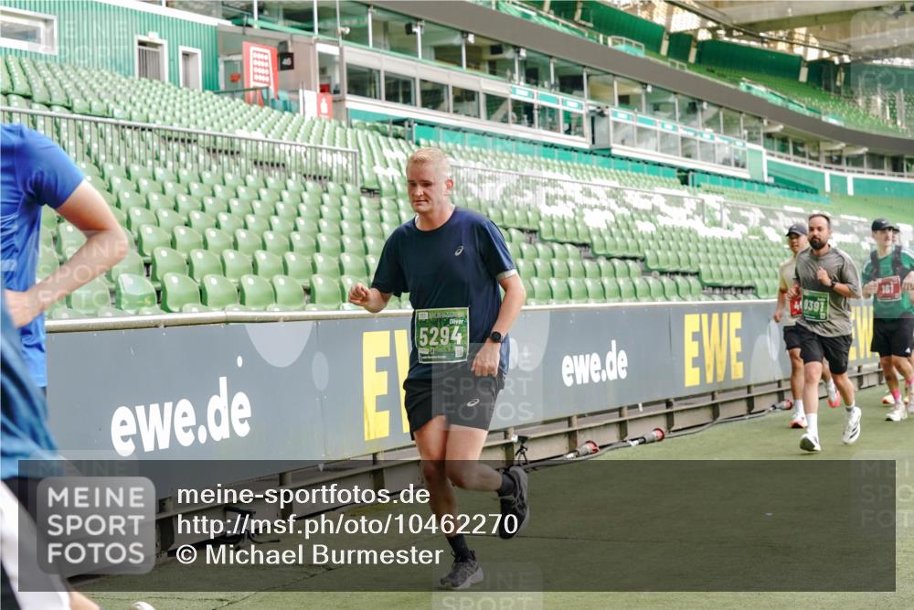 13.09.2026 - 21. swb-Marathon Bremen Michael Burmester http://msf.ph/oto/10462270 13.09.2026 12:55:29 Laufen im Stadion 161, 189, 201, 205, 307, 385, 388, 411, 461, 465, 481, 495, 655, 666, 854, 913, 926, 1053, 1058, 1197, 1390, 1537, 1599, 1631, 1645, 1658, 1750, 2122, 2125, 2234, 2251, 2260, 2319, 2383, 2390, 2474, 2535, 2604, 2733, 2801, 2824, 2870, 2913, 2922, 2948, 2962, 3012, 3054, 3057, 3119, 3134, 3175, 3192, 3202, 3206, 3241, 3246, 3290, 3346, 3348, 3356, 3357, 3411, 3508, 3706, 3716, 3836, 4135, 4137, 4171, 4413, 4455, 4479, 4733, 5277, 5430, 5530, 6106, 2498, 3085 meine-sportfotos.de