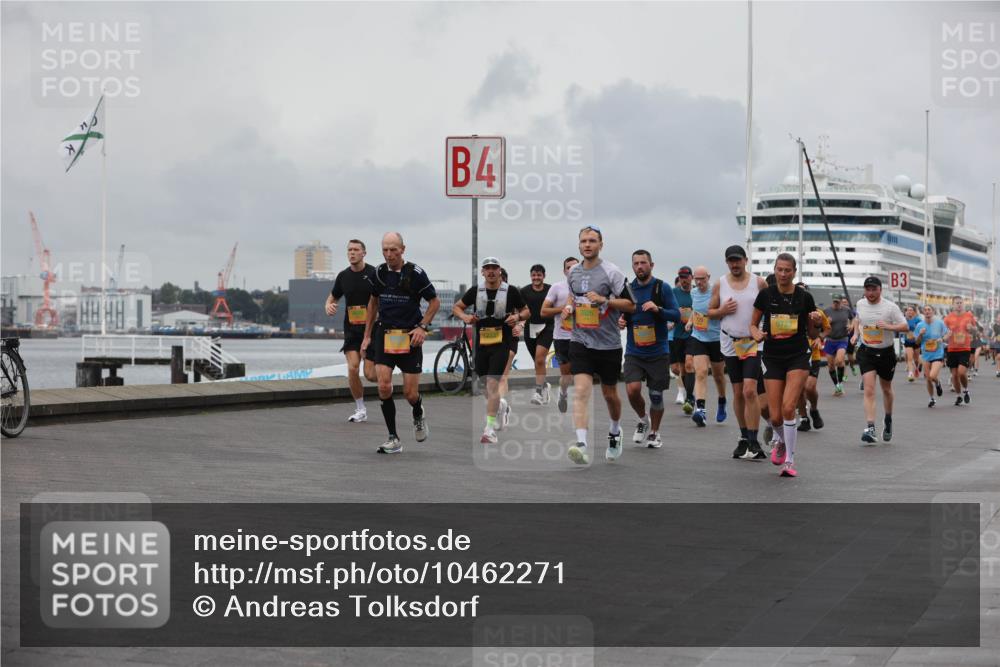 13.09.2026 - Kiel Lauf Andreas Tolksdorf http://msf.ph/oto/10462271 13.09.2026 12:02:34 Kiellinie 4, 3 meine-sportfotos.de