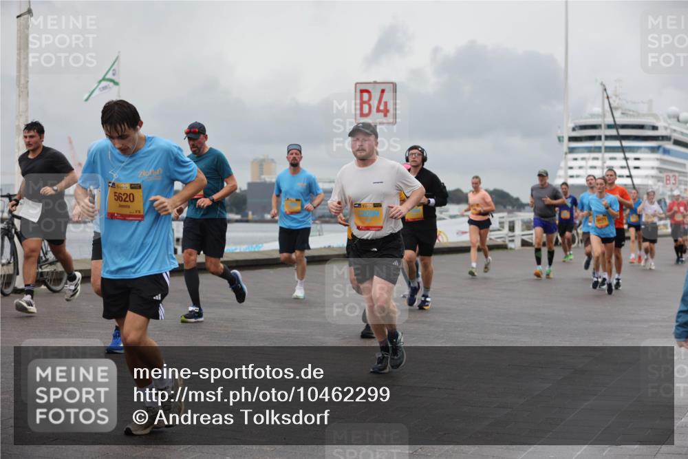 13.09.2026 - Kiel Lauf Andreas Tolksdorf http://msf.ph/oto/10462299 13.09.2026 12:02:39 Kiellinie 738, 5620, 4, 171, 3 meine-sportfotos.de