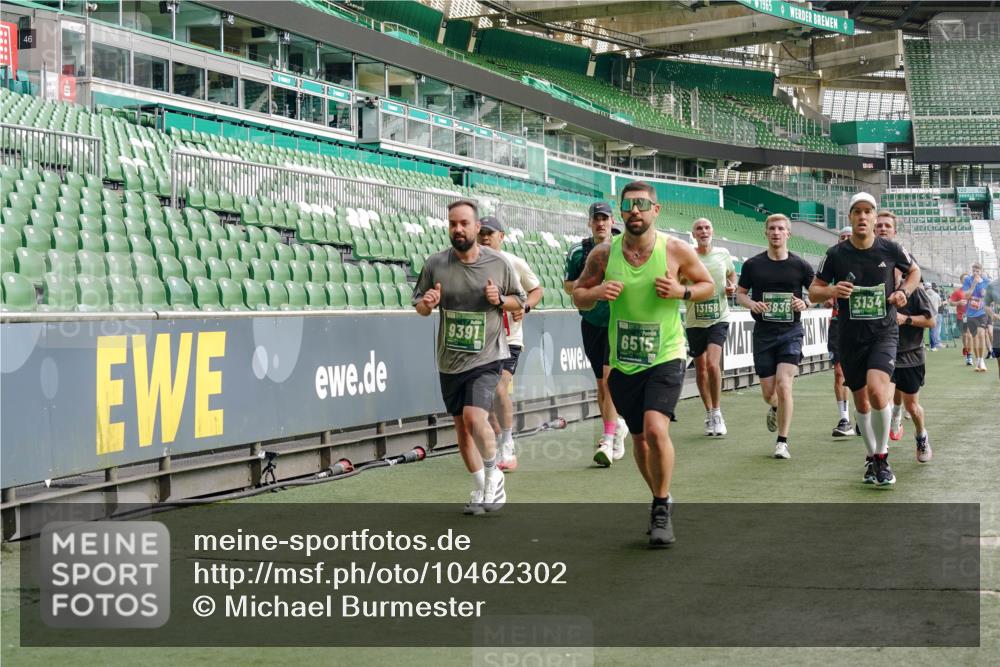 13.09.2026 - 21. swb-Marathon Bremen Michael Burmester http://msf.ph/oto/10462302 13.09.2026 12:55:30 Laufen im Stadion 161, 189, 201, 205, 307, 385, 388, 411, 461, 465, 481, 495, 655, 666, 854, 913, 926, 1053, 1058, 1197, 1390, 1537, 1599, 1631, 1645, 1658, 1750, 2122, 2125, 2234, 2251, 2260, 2319, 2383, 2390, 2474, 2535, 2604, 2733, 2801, 2824, 2870, 2913, 2922, 2948, 2962, 3012, 3054, 3057, 3119, 3134, 3175, 3192, 3202, 3206, 3241, 3246, 3290, 3346, 3348, 3356, 3357, 3411, 3508, 3706, 3716, 3836, 4135, 4137, 4171, 4413, 4455, 4479, 4733, 5277, 5430, 5530, 6106, 2498, 3085 meine-sportfotos.de