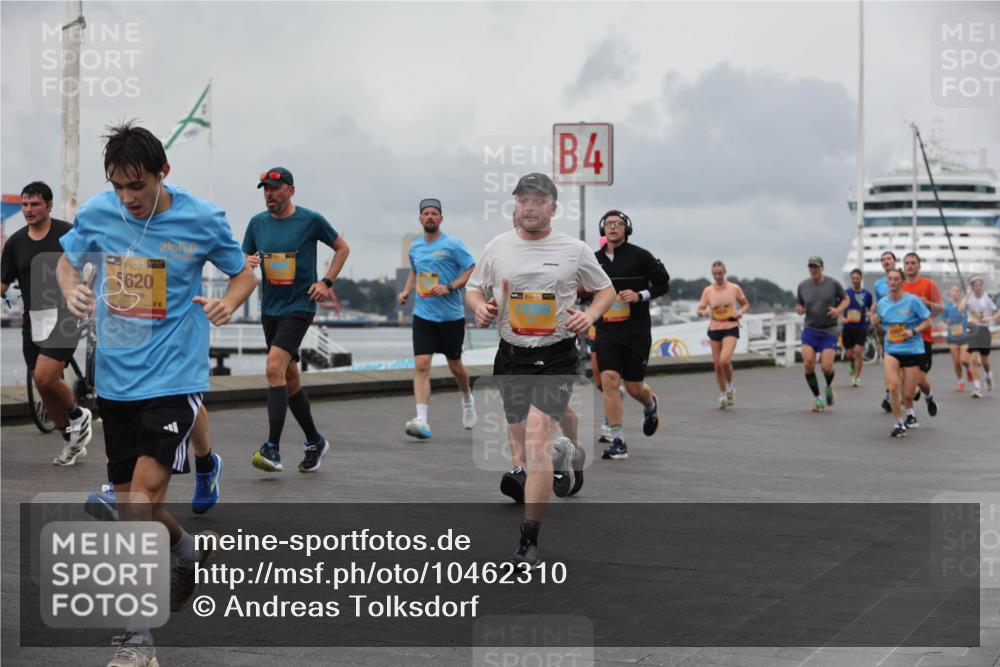 13.09.2026 - Kiel Lauf Andreas Tolksdorf http://msf.ph/oto/10462310 13.09.2026 12:02:39 Kiellinie 620, 38, 12089, 4 meine-sportfotos.de