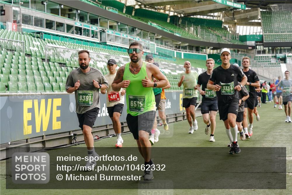 13.09.2026 - 21. swb-Marathon Bremen Michael Burmester http://msf.ph/oto/10462332 13.09.2026 12:55:31 Laufen im Stadion 161, 189, 201, 205, 307, 385, 388, 411, 461, 465, 481, 495, 655, 666, 854, 913, 926, 1053, 1058, 1197, 1390, 1537, 1599, 1631, 1645, 1658, 1750, 2122, 2125, 2234, 2251, 2260, 2319, 2383, 2390, 2474, 2535, 2604, 2733, 2801, 2824, 2870, 2922, 2948, 2962, 3012, 3054, 3057, 3119, 3134, 3175, 3192, 3202, 3206, 3241, 3246, 3290, 3346, 3348, 3356, 3357, 3411, 3508, 3706, 3716, 3836, 4135, 4137, 4171, 4413, 4455, 4479, 4733, 5277, 5430, 5530, 6106, 2498, 3085 meine-sportfotos.de