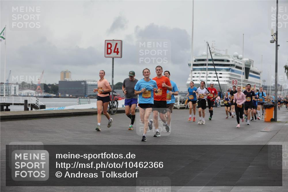13.09.2026 - Kiel Lauf Andreas Tolksdorf http://msf.ph/oto/10462366 13.09.2026 12:02:42 Kiellinie 1, 4, 10671, 257, 3 meine-sportfotos.de