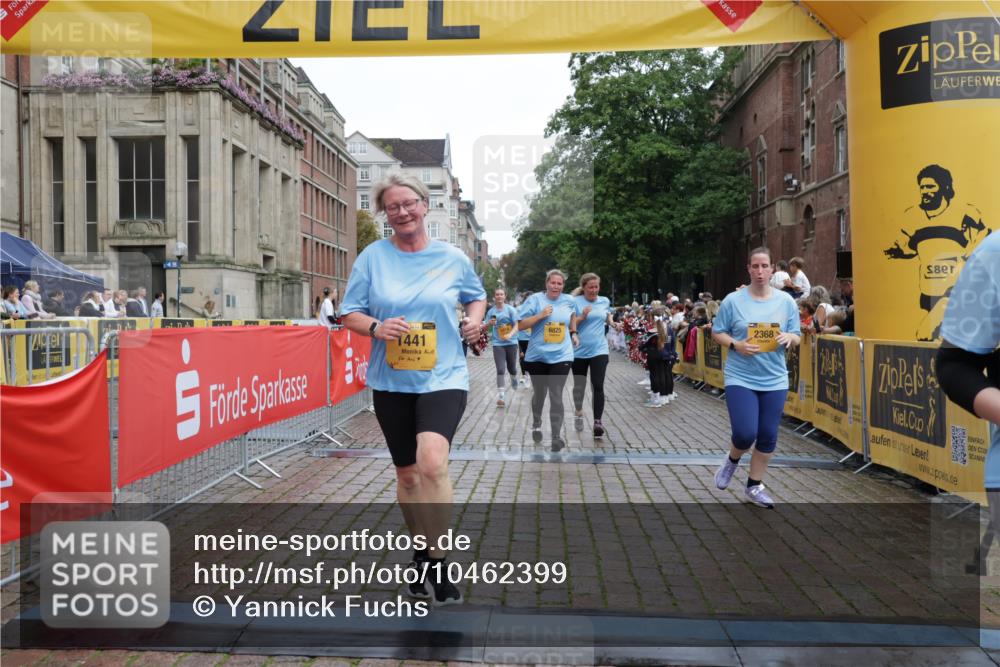 13.09.2026 - Kiel Lauf Yannick Fuchs http://msf.ph/oto/10462399 13.09.2026 09:54:29 Ziel 1414, 1441, 2368, 2485, 5030, 5937, 6825, 7090, 8830, 12750, 12751, 12753, 2815, 2865, 3148, 3283, 3702, 3703, 4263, 4277, 4988, 5670, 6327, 6986, 7127, 7458, 8325, 9446, 9587, 10261, 10424, 10434, 11100, 449, 2979, 3489, 3846, 4911, 4948, 5503, 5504, 6815, 7661, 7813, 7819, 8327, 200, 2953, 4539, 4762, 4803, 4988, 5695, 7194, 8041, 8044, 8473, 9057, 9446, 9516, 10535, 11872 meine-sportfotos.de