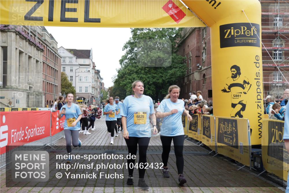 13.09.2026 - Kiel Lauf Yannick Fuchs http://msf.ph/oto/10462432 13.09.2026 09:54:31 Ziel 1414, 1441, 2368, 2485, 5030, 5937, 6815, 6825, 7090, 8830, 12750, 12751, 2815, 2865, 3148, 3283, 3702, 3703, 4263, 4277, 4988, 5670, 6327, 6986, 7127, 7458, 8325, 9587, 10261, 10424, 10434, 11100, 12753, 449, 2979, 3489, 3846, 4911, 4948, 5503, 5504, 6955, 7661, 7813, 7819, 8327, 9509, 9932, 200, 2953, 4539, 4762, 4803, 4988, 5695, 7194, 8041, 8044, 8473, 9057, 9446, 9516, 10535, 11100 meine-sportfotos.de
