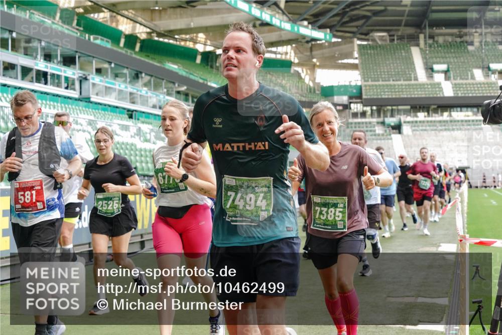 13.09.2026 - 21. swb-Marathon Bremen Michael Burmester http://msf.ph/oto/10462499 13.09.2026 13:12:33 Laufen im Stadion 118, 183, 265, 278, 349, 514, 576, 695, 702, 703, 843, 933, 950, 1005, 1113, 1143, 1226, 1286, 1334, 1435, 1641, 1849, 1851, 1936, 1952, 1991, 2005, 2248, 2264, 2281, 2299, 2336, 2353, 2375, 2377, 2398, 2426, 2439, 2461, 2478, 2505, 2612, 2659, 2665, 2669, 2673, 2684, 2765, 2773, 2792, 2804, 2815, 2816, 2822, 2850, 2860, 2884, 2895, 2907, 2921, 2963, 2966, 2975, 2976, 3016, 3027, 3079, 3082, 3143, 3155, 3159, 3253, 3293, 3308, 3313, 3328, 3349, 3352, 3434, 551 meine-sportfotos.de