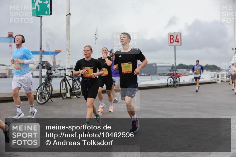 13.09.2026 - Kiel Lauf Andreas Tolksdorf http://msf.ph/oto/10462596 13.09.2026 12:02:57 Kiellinie 83, 39, 3856, 4 meine-sportfotos.de