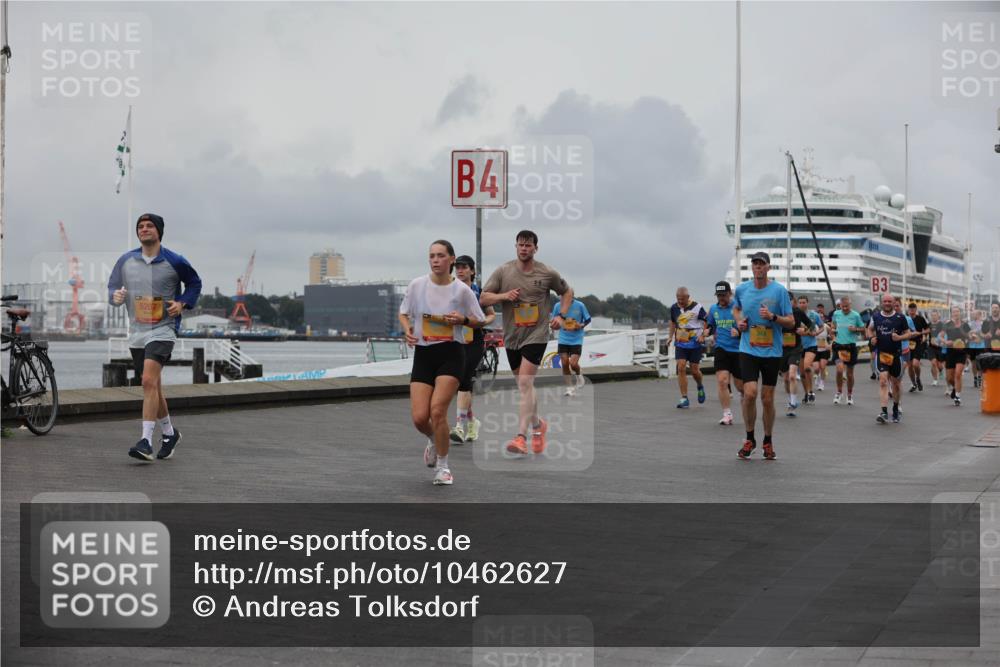 13.09.2026 - Kiel Lauf Andreas Tolksdorf http://msf.ph/oto/10462627 13.09.2026 12:03:01 Kiellinie 5207, 4, 3 meine-sportfotos.de