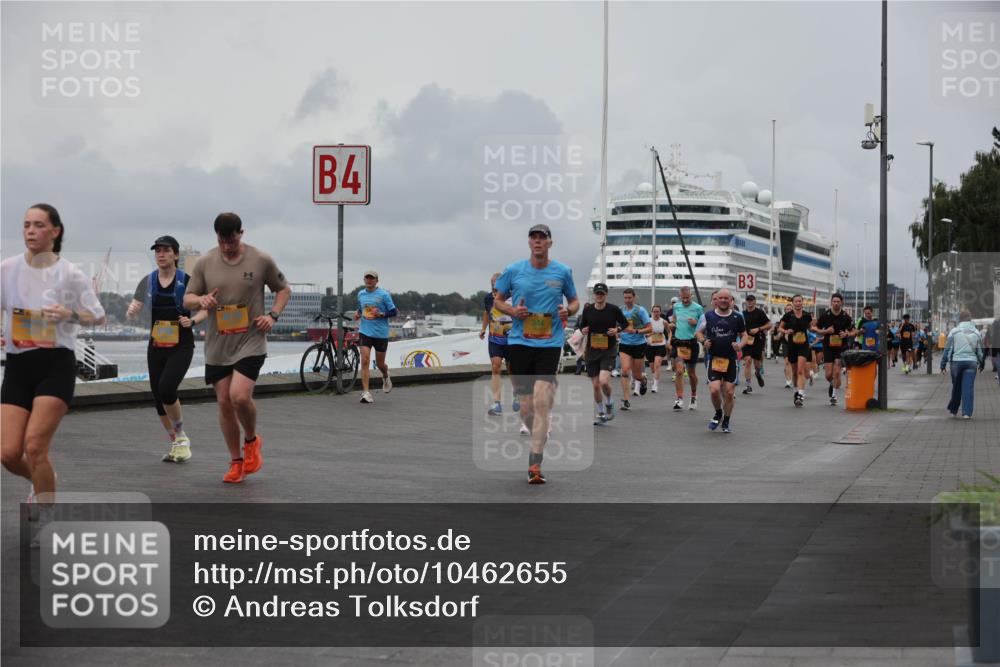 13.09.2026 - Kiel Lauf Andreas Tolksdorf http://msf.ph/oto/10462655 13.09.2026 12:03:02 Kiellinie 4, 3 meine-sportfotos.de