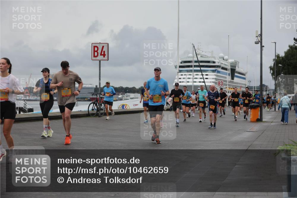 13.09.2026 - Kiel Lauf Andreas Tolksdorf http://msf.ph/oto/10462659 13.09.2026 12:03:03 Kiellinie 3, 4, 3 meine-sportfotos.de