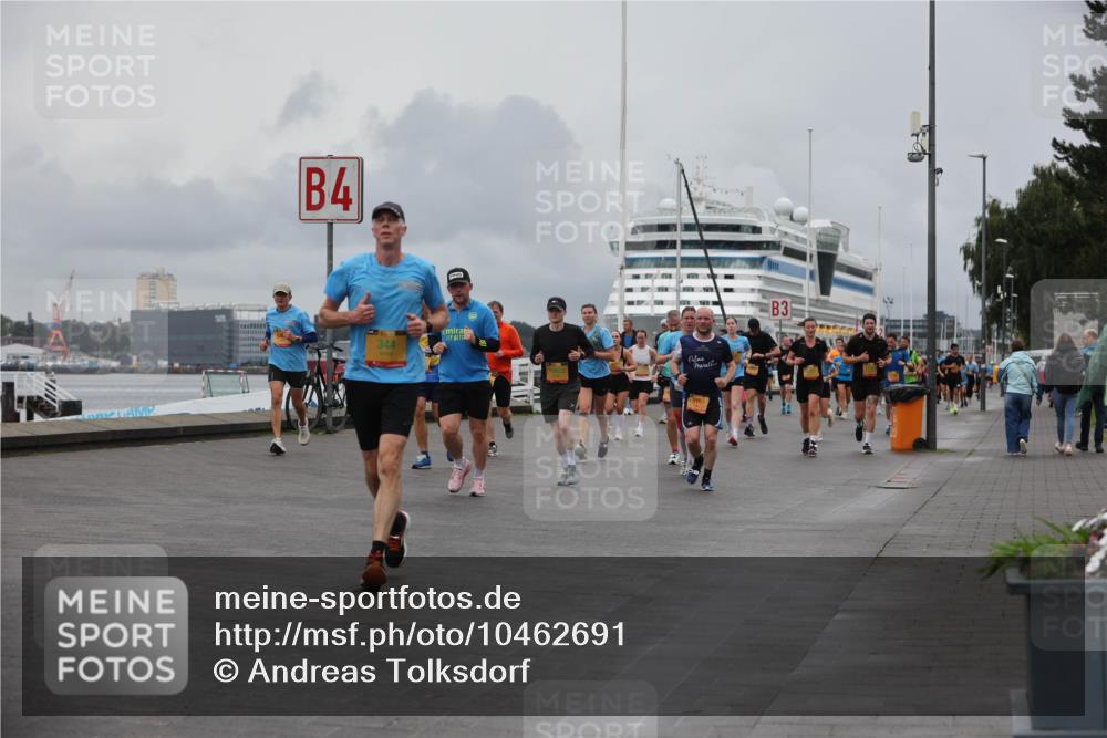 13.09.2026 - Kiel Lauf Andreas Tolksdorf http://msf.ph/oto/10462691 13.09.2026 12:03:04 Kiellinie 4 meine-sportfotos.de