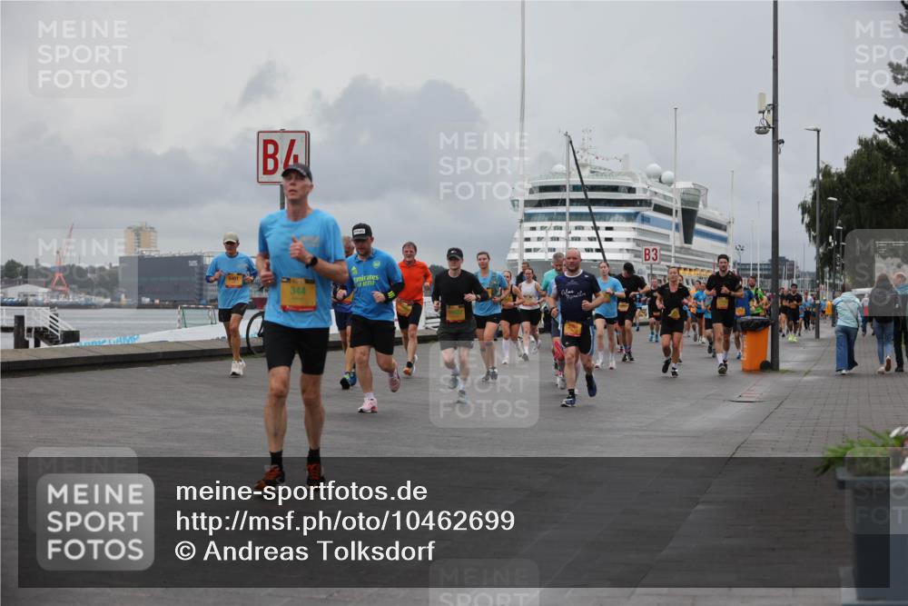 13.09.2026 - Kiel Lauf Andreas Tolksdorf http://msf.ph/oto/10462699 13.09.2026 12:03:04 Kiellinie 344, 3 meine-sportfotos.de