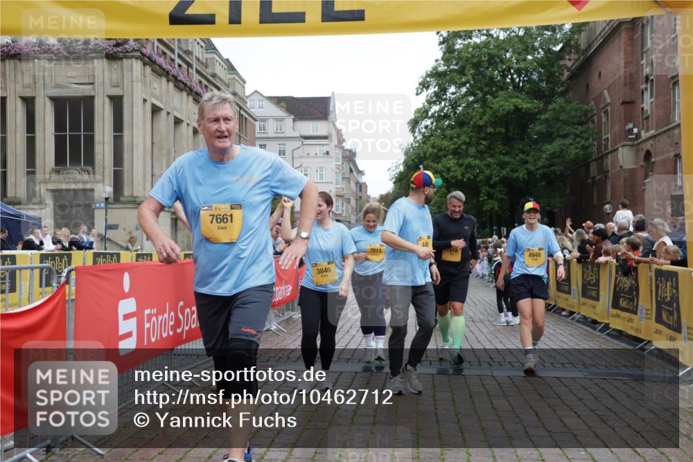 13.09.2026 - Kiel Lauf Yannick Fuchs http://msf.ph/oto/10462712 13.09.2026 09:54:51 Ziel 449, 1436, 2979, 3489, 3846, 4107, 4911, 4948, 5307, 6054, 6158, 6955, 7661, 7813, 7819, 7969, 8327, 9509, 9790, 9932, 1414, 1441, 2368, 2485, 2865, 5030, 5503, 5504, 5937, 6327, 6815, 6825, 6986, 7090, 8830, 10424, 10434, 12750, 12751, 12753, 1412, 4640, 6102, 9588, 10609, 10635, 10743, 11564, 12514, 2865, 3283, 4263, 6327, 6986, 7127, 8325, 9587, 10261, 10424, 10434 meine-sportfotos.de