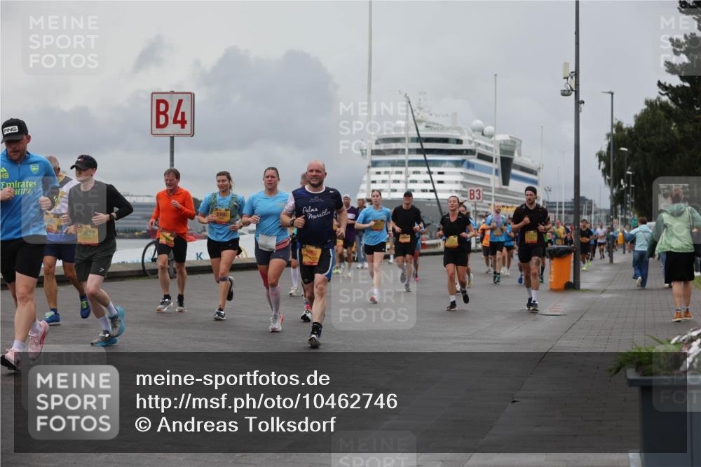 13.09.2026 - Kiel Lauf Andreas Tolksdorf http://msf.ph/oto/10462746 13.09.2026 12:03:07 Kiellinie 4, 10622, 2760, 3, 763 meine-sportfotos.de