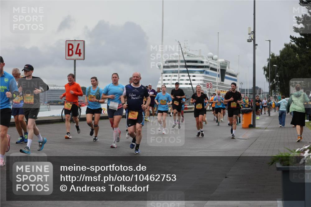 13.09.2026 - Kiel Lauf Andreas Tolksdorf http://msf.ph/oto/10462753 13.09.2026 12:03:07 Kiellinie 4, 2760, 10622, 3, 3763 meine-sportfotos.de