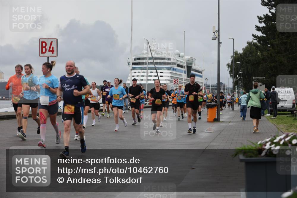 13.09.2026 - Kiel Lauf Andreas Tolksdorf http://msf.ph/oto/10462760 13.09.2026 12:03:08 Kiellinie 4, 3, 300 meine-sportfotos.de