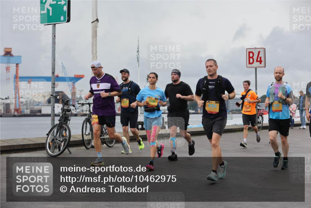 13.09.2026 - Kiel Lauf Andreas Tolksdorf http://msf.ph/oto/10462975 13.09.2026 12:03:16 Kiellinie 1279, 7490, 4, 10285 meine-sportfotos.de