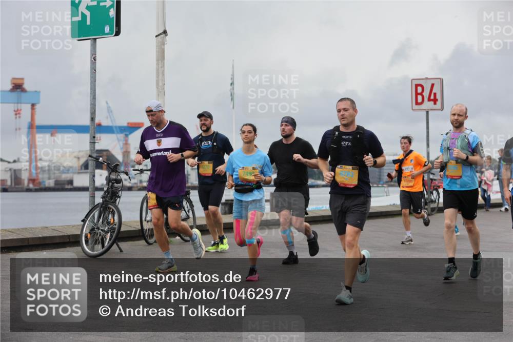13.09.2026 - Kiel Lauf Andreas Tolksdorf http://msf.ph/oto/10462977 13.09.2026 12:03:16 Kiellinie 1279, 7492, 38, 10285, 4 meine-sportfotos.de