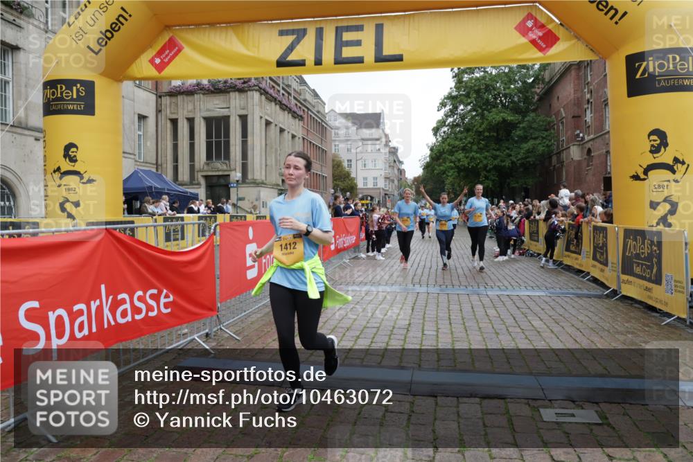 13.09.2026 - Kiel Lauf Yannick Fuchs http://msf.ph/oto/10463072 13.09.2026 09:55:09 Ziel 1412, 2079, 4640, 6102, 9117, 9588, 10609, 10635, 10743, 11564, 12514, 449, 1436, 2979, 3489, 3846, 4107, 4911, 4948, 5307, 5503, 5504, 6054, 6158, 6815, 6955, 7661, 7813, 7819, 7969, 8327, 9509, 9790, 9932, 1354, 1495, 2061, 2186, 5824, 5883, 7322, 11421, 1414, 5030, 5937, 6815, 6825, 7090, 8830, 12750, 12751 meine-sportfotos.de