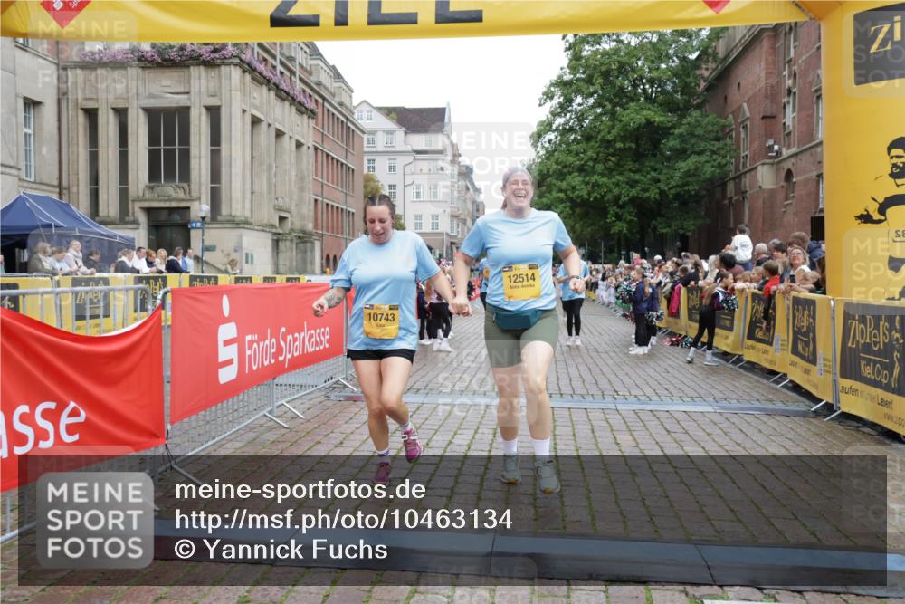 13.09.2026 - Kiel Lauf Yannick Fuchs http://msf.ph/oto/10463134 13.09.2026 09:55:14 Ziel 1354, 1412, 2079, 5883, 6102, 7322, 9117, 10609, 10743, 11564, 12514, 449, 1412, 1436, 2979, 3489, 3846, 4107, 4640, 4911, 4948, 5307, 5503, 5504, 6054, 6158, 6955, 7661, 7813, 7819, 7969, 8327, 9509, 9588, 9790, 9932, 10635, 1495, 2061, 2186, 5824, 7846, 8408, 11421, 3489, 5030, 5503, 5504, 6815, 12751 meine-sportfotos.de